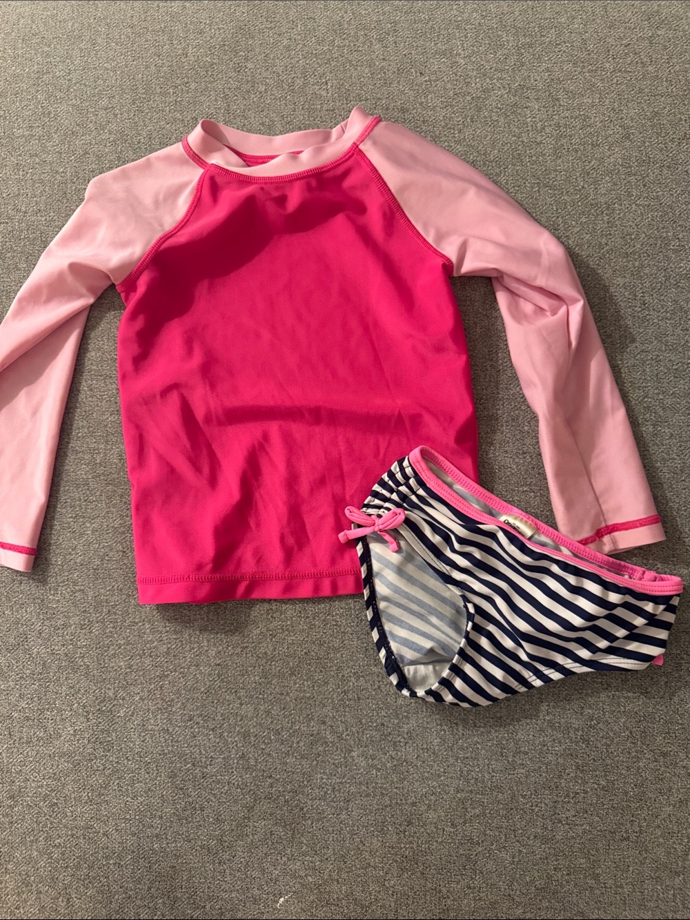 5/$15- Girls' Pink Long-Sleeve Rash Guard Swim Set